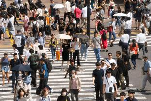 高效输出！余嘉豪半场6中5拿到16分7板 正负值+10